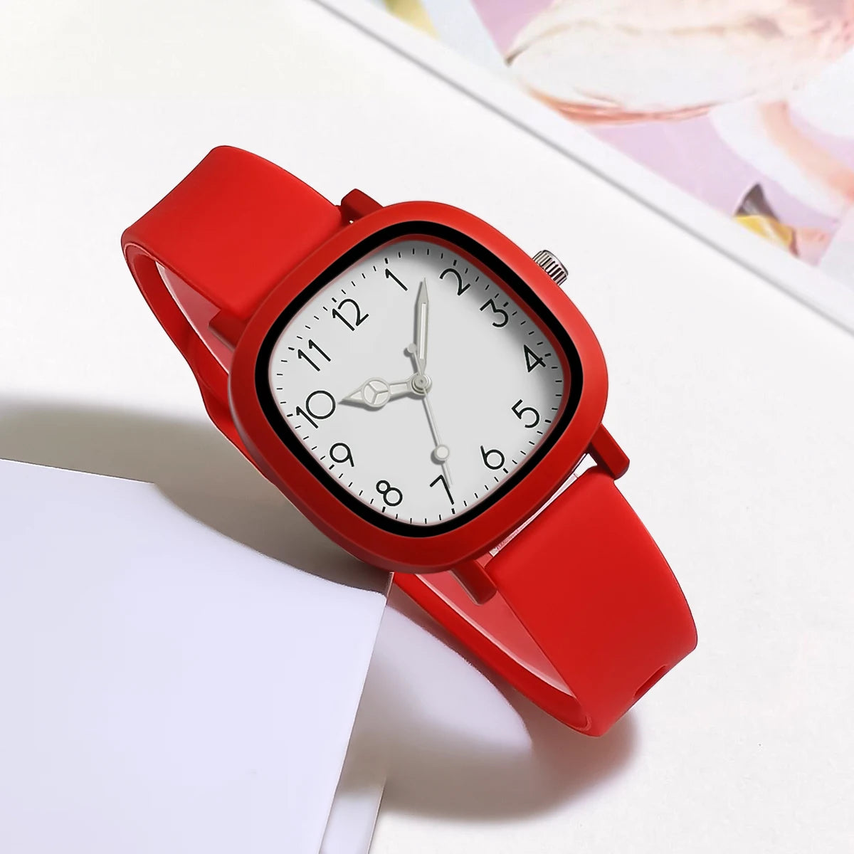 Fashion Women Watch Silicone Quartz ladies Wristwatch
