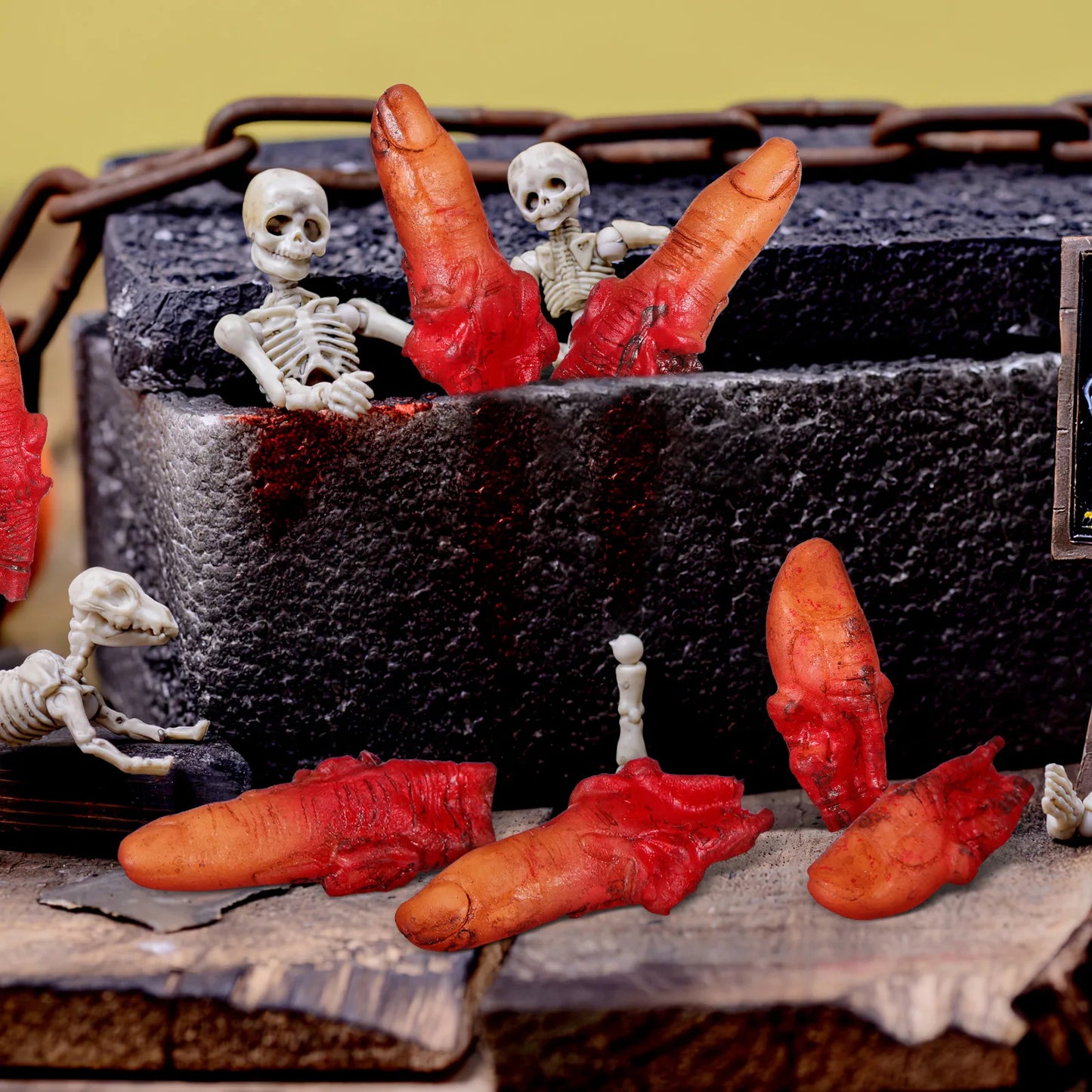 10pcs Halloween Bloody Fingers Articulated Dark Red Fake Fingers Party Prank Props