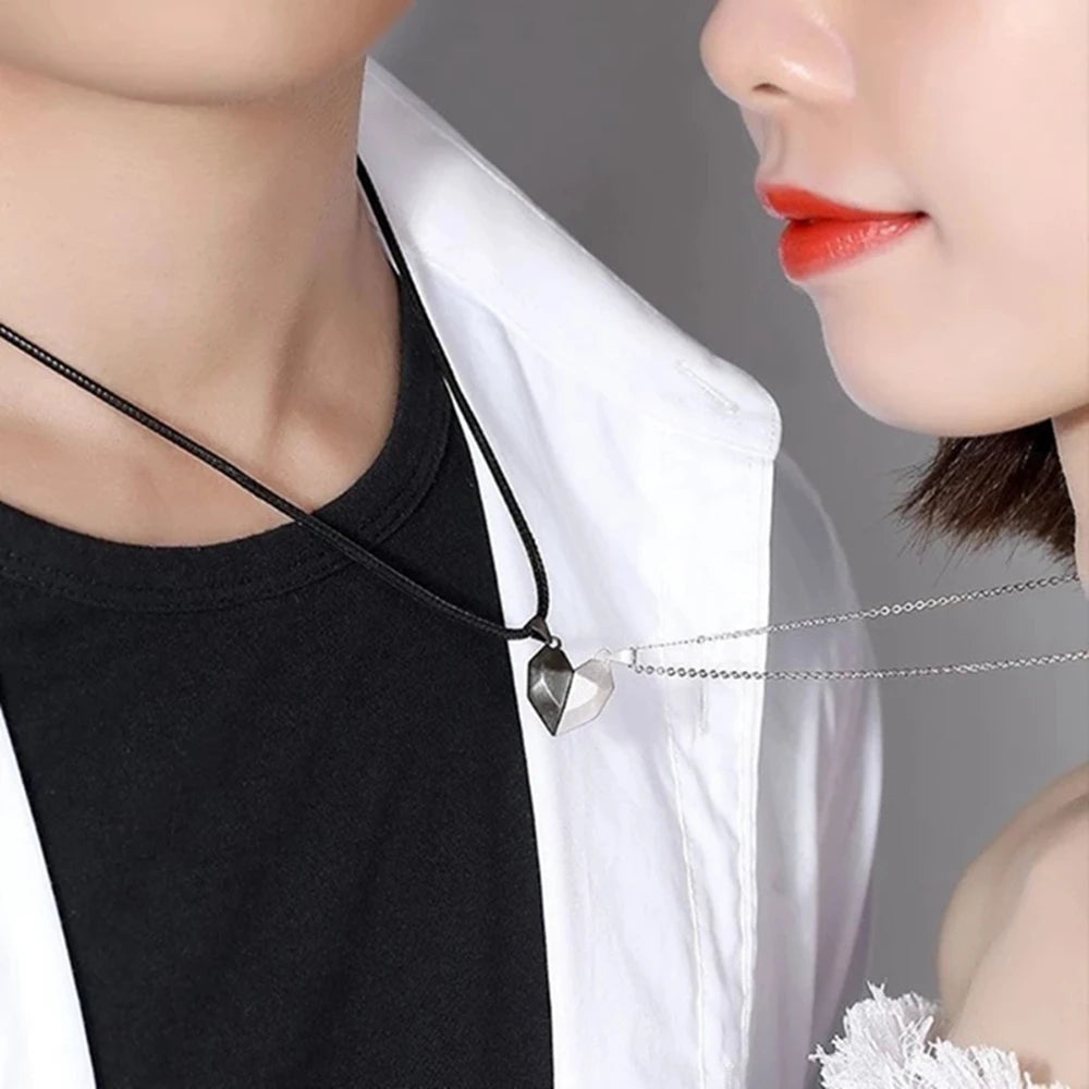 Fashion Magnetic Couple Necklace For Lovers Gothic Punk Heart Pendant Necklace