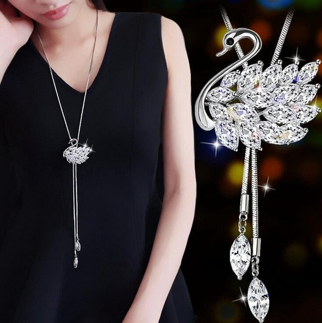 women Fashion Metal Chain Crystal Flower Pendant Long Necklace