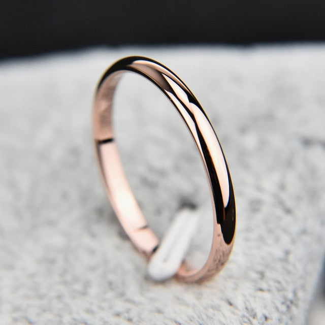 Anti-allergy Smooth Couples Rings for Man or Woman
