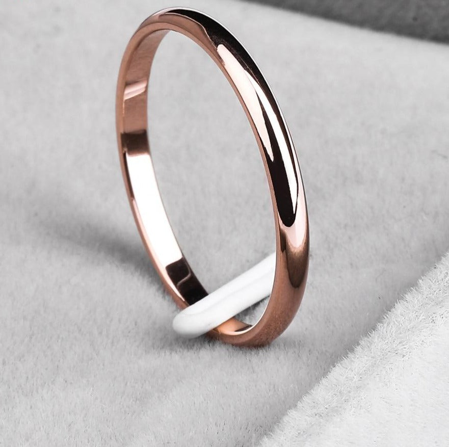 Anti-allergy Smooth Couples Rings for Man or Woman