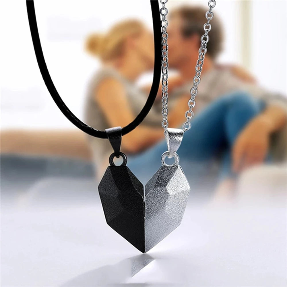Fashion Magnetic Couple Necklace For Lovers Gothic Punk Heart Pendant Necklace