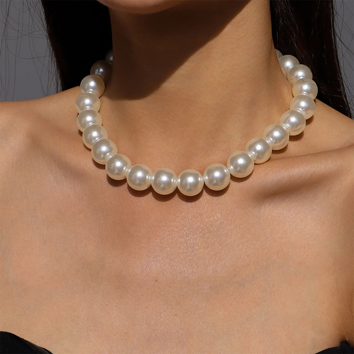 Big White Imitation Pearl Choker  Clavicle Chain Fashion Necklace